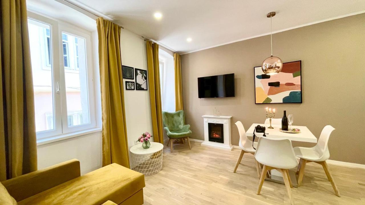 PUY Hedone Luxury 3 Apartments With Free Parking מראה חיצוני תמונה